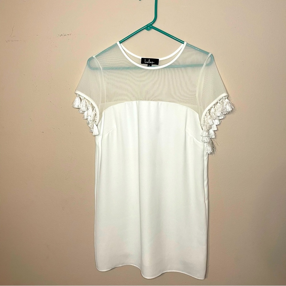 White Lulu’s dress size medium